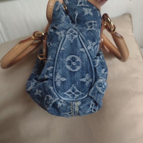 PRISTINE DISCONTINUED Louis Vuitton 💙💙Denim Pleaty mini~Wow! ✨ - Picture 4 of 16